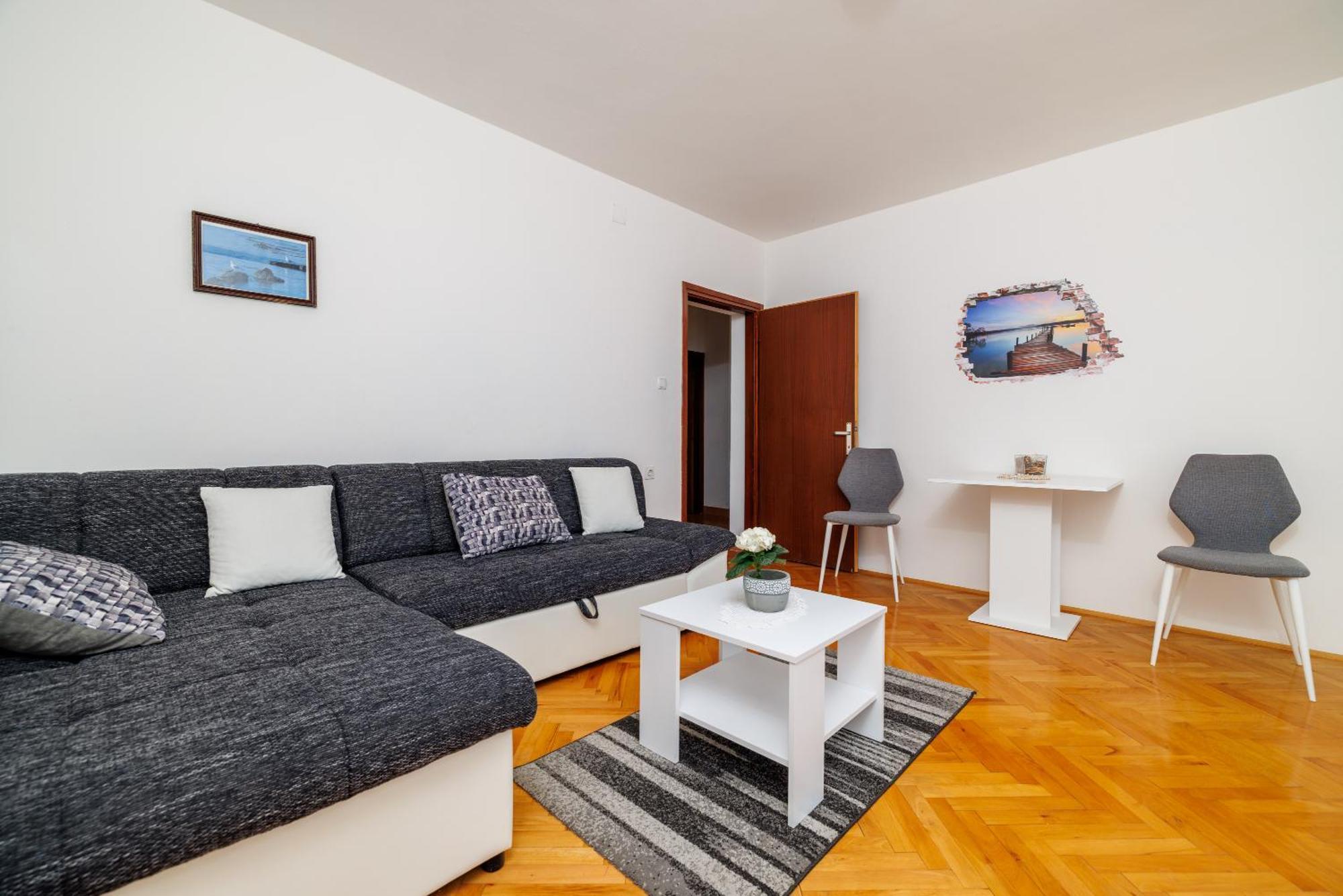 Apartment Meri 2Nd Floor 德拉马利 外观 照片